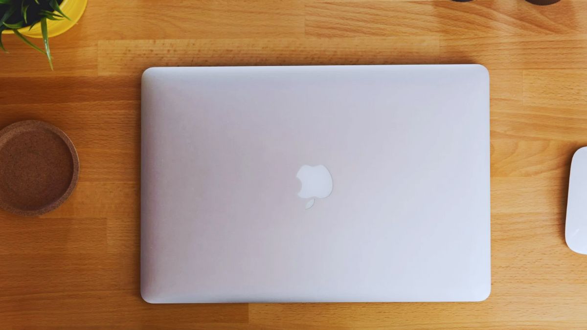China, India, Tim Cook, Samsung, Google, Apple